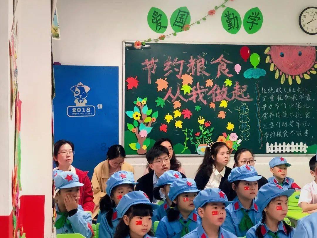 逃离神秘海底世界